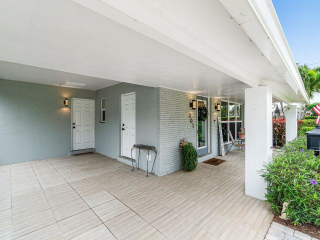 Продажа дома по адресу 301 Se 10th Court - фото 6904190