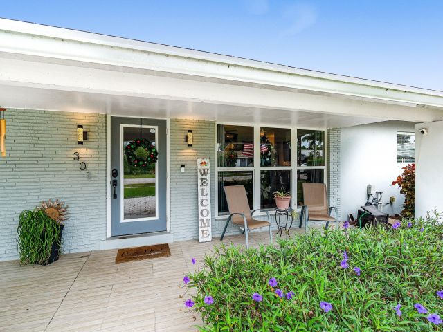 Продажа дома по адресу 301 Se 10th Court - фото 6904191