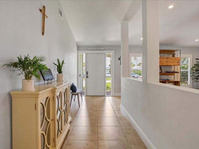 Дом в аренду по адресу 1110 SW 15th Street - фото 6904255