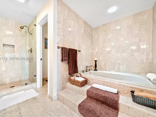 Квартира в аренду номер4302 - фото 9075301