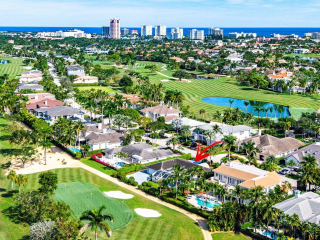 Дом в аренду по адресу 2041 Thatch Palm Drive - фото 6913376