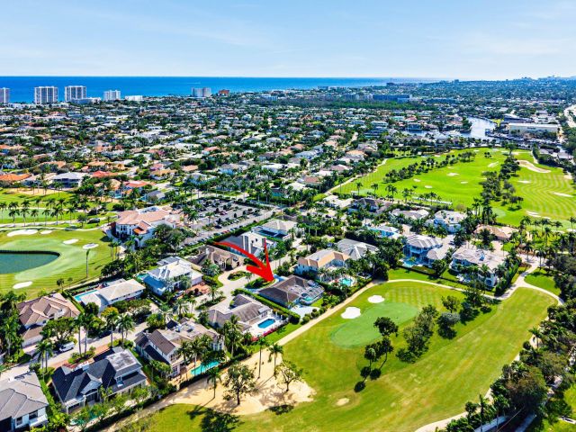 Дом в аренду по адресу 2041 Thatch Palm Drive - фото 6913378