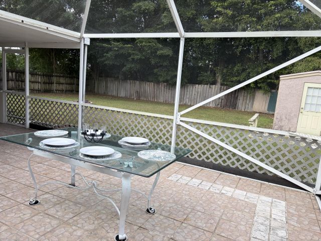 Дом в аренду по адресу 9976 Liberty Rd - фото 6919728