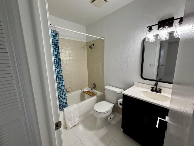 Дом в аренду по адресу 9976 Liberty Rd - фото 6919730