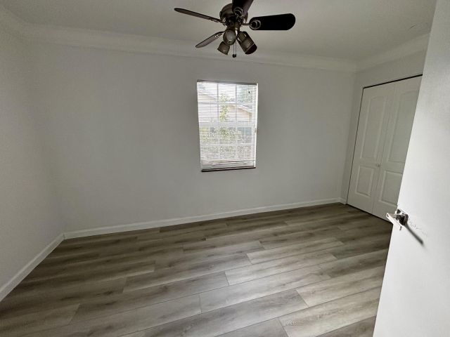 Дом в аренду по адресу 9976 Liberty Rd - фото 6919731