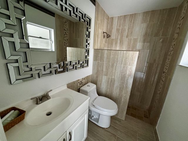 Дом в аренду по адресу 9976 Liberty Rd - фото 6919733