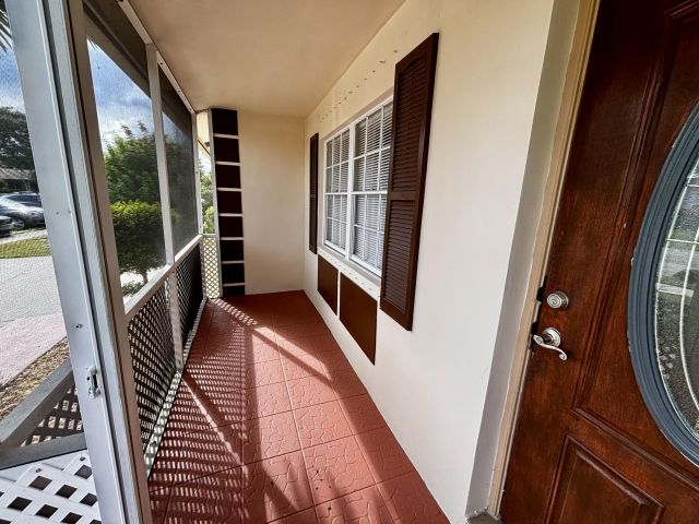 Дом в аренду по адресу 9976 Liberty Rd - фото 6919743