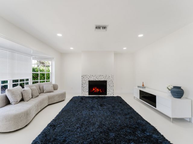 Дом в аренду по адресу 3199 NE 6 Drive - фото 6905357