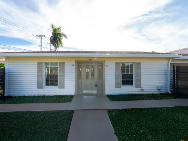 Дом в аренду по адресу 3199 NE 6 Drive - фото 6905360