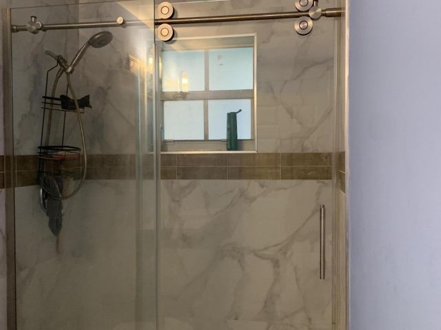 Дом в аренду по адресу 1345 W 34th Street - фото 6929794