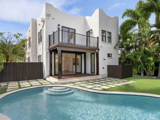 Продажа дома по адресу 501 38th Street - фото 6905606