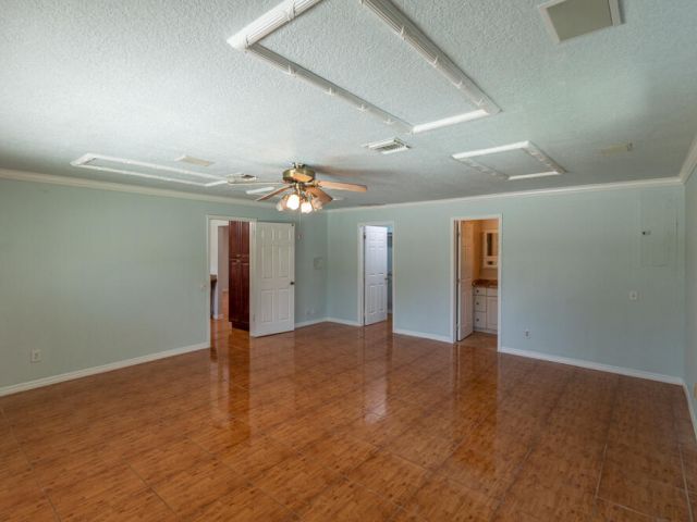 Продажа дома по адресу 1045 Cameo Circle - фото 6906734