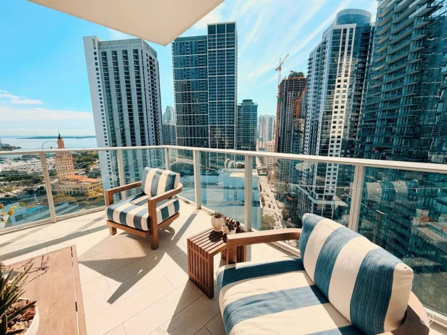 Продажа квартиры #2212 - фото 6909349