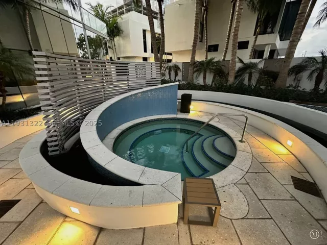 Продажа квартиры #2212 - фото 9075638
