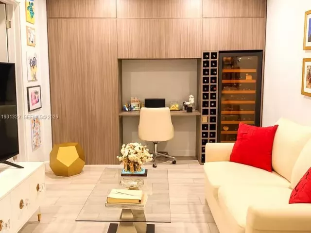 Продажа квартиры #2212 - фото 6909345