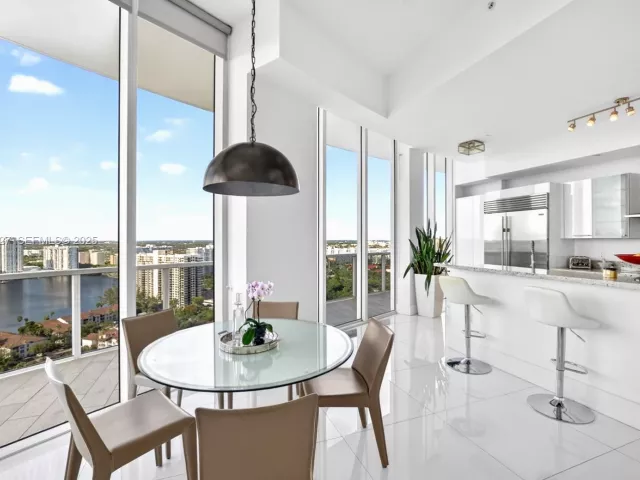 Продажа квартиры #2303 - фото 6907293