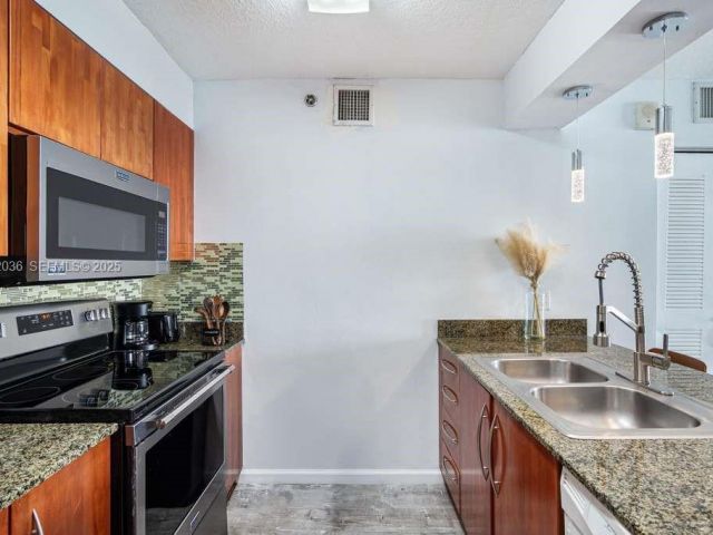 Продажа квартиры #2202 - фото 6906579