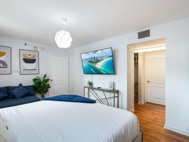 Продажа квартиры #2202 - фото 6906583