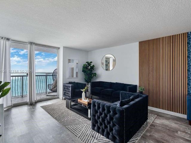 Продажа квартиры #2202 - фото 6906591