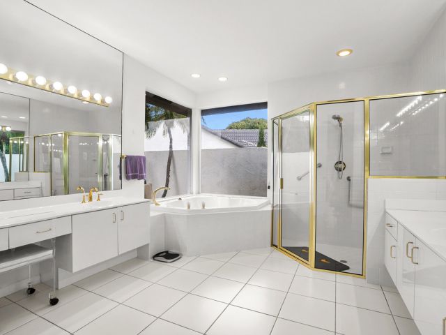 Продажа дома по адресу 7946 Shelby Circle - фото 6910835