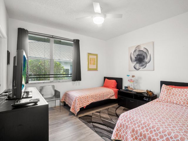 Продажа дома по адресу 7946 Shelby Circle - фото 6910838