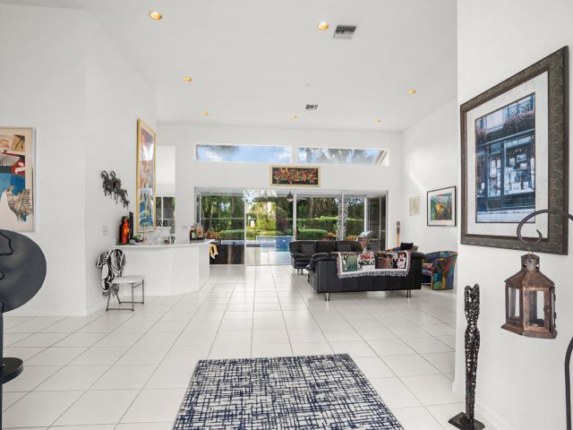 Продажа дома по адресу 7946 Shelby Circle - фото 6910843