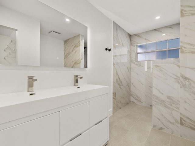 Продажа дома по адресу 5115 Coronado Ridge - фото 6910102