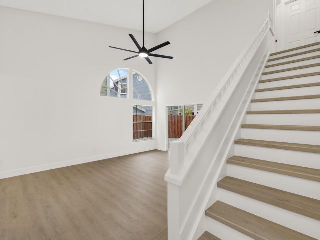 Продажа дома по адресу 5115 Coronado Ridge - фото 6910113