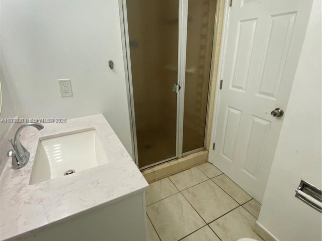 Продажа квартиры #1920 - фото 7432912