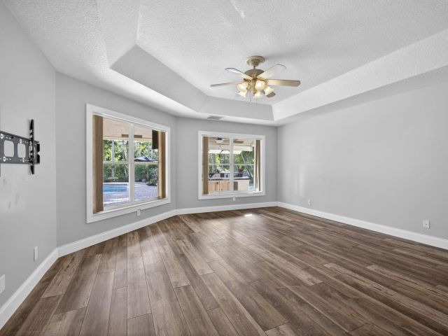 Дом в аренду по адресу 11646 63rd Lane N - фото 6908647