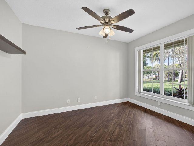 Дом в аренду по адресу 11646 63rd Lane N - фото 6908649