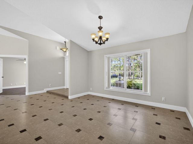 Дом в аренду по адресу 11646 63rd Lane N - фото 6908657