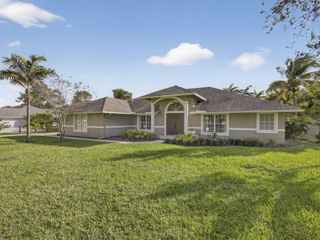 Дом в аренду по адресу 11646 63rd Lane N - фото 6908661