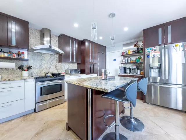 Продажа дома по адресу 4093 NW 1st Pl - фото 6917741