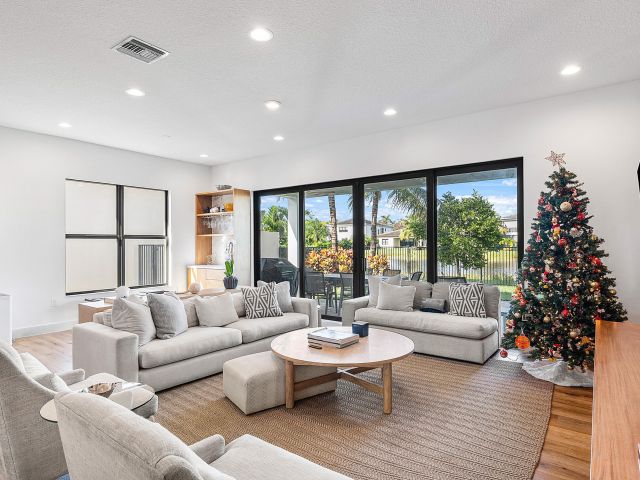 Продажа дома по адресу 8617 Tower Bridge Court - фото 6911818