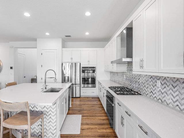 Продажа дома по адресу 8617 Tower Bridge Court - фото 6911821