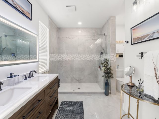 Дом в аренду по адресу 3643 NW 5th Terrace - фото 6908676