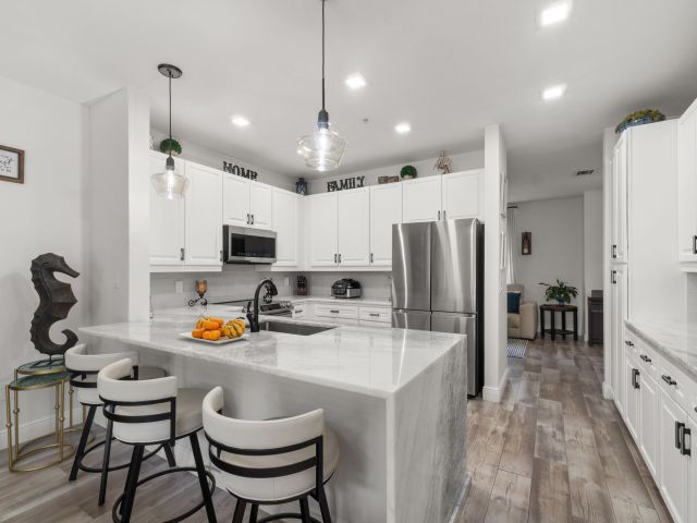 Дом в аренду по адресу 3643 NW 5th Terrace - фото 6908684