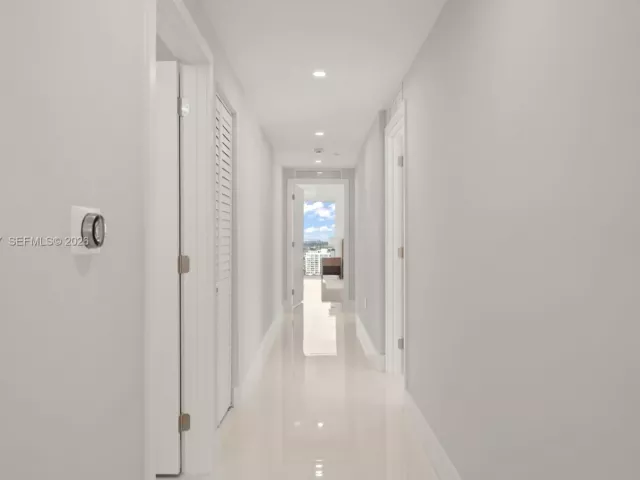 Квартира в аренду номер2401 - фото 7271089