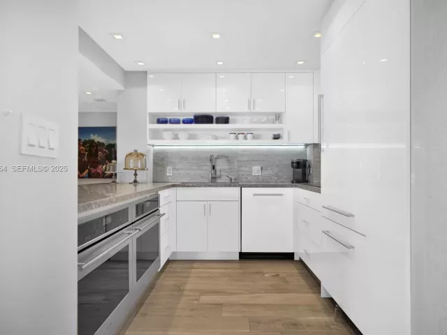 Продажа квартиры #17F - фото 6910704