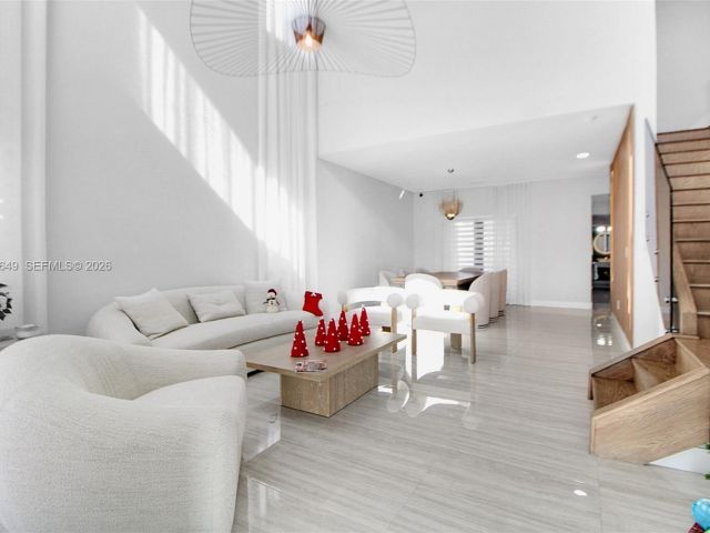 Продажа дома по адресу 14671 SW 20th St - фото 7439521