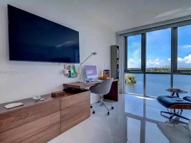 Продажа квартиры #410 - фото 6911124