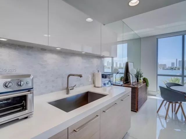 Продажа квартиры #410 - фото 6911126