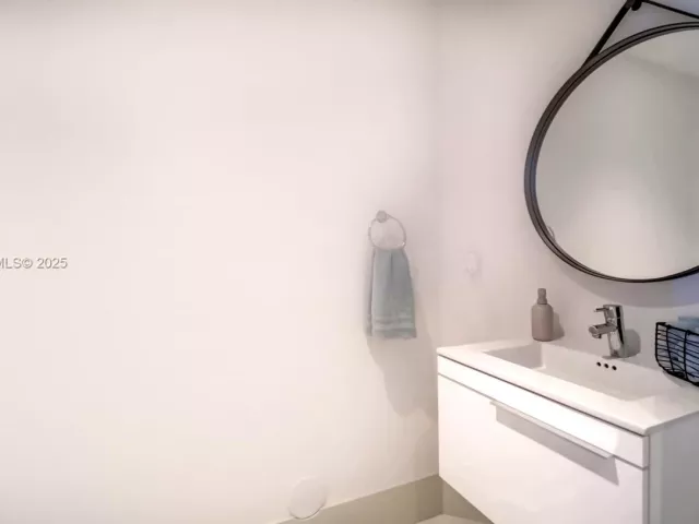 Продажа квартиры #410 - фото 6911117