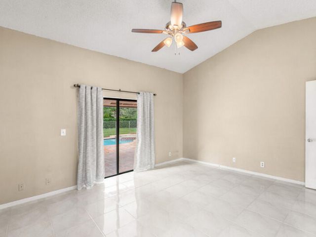 Дом в аренду по адресу 21011 Windemere Lane - фото 6918736