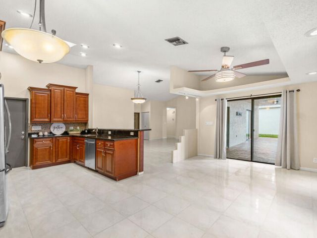 Дом в аренду по адресу 21011 Windemere Lane - фото 6918739