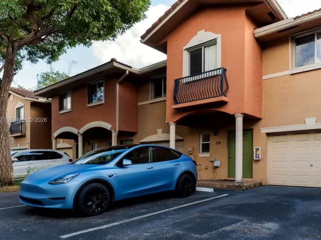 Продажа дома по адресу 59 SE 3rd Ave - фото 6910483