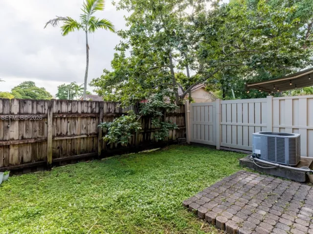 Продажа дома по адресу 59 SE 3rd Ave - фото 6910474