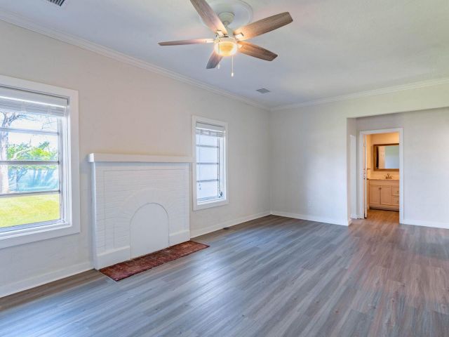 Дом в аренду по адресу 1716 Mercer Avenue - фото 6911789