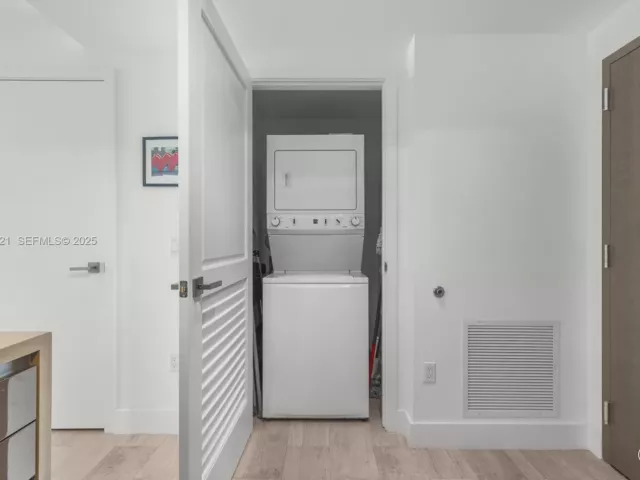 Продажа квартиры #3602 - фото 6912460